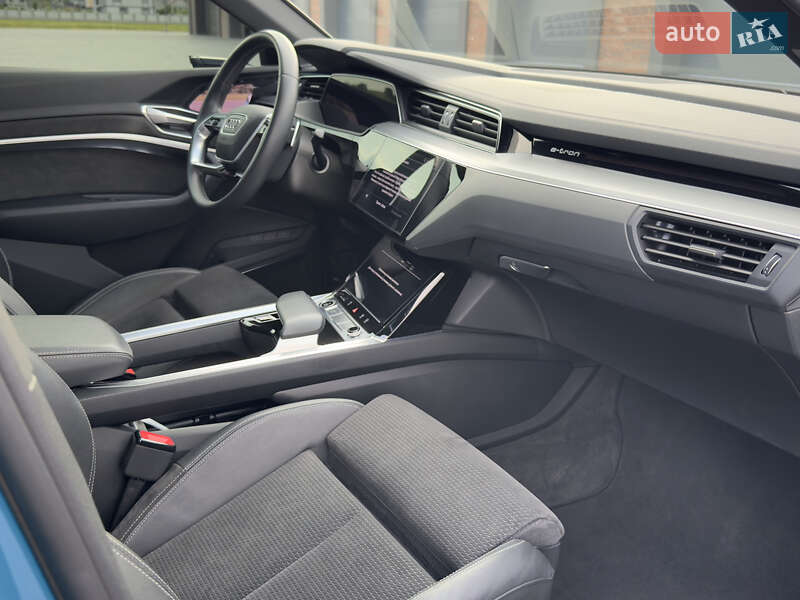 Внедорожник / Кроссовер Audi e-tron Sportback 2020 в Черновцах