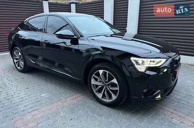 Внедорожник / Кроссовер Audi e-tron Sportback 2021 в 