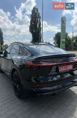 Внедорожник / Кроссовер Audi e-tron Sportback 2023 в 