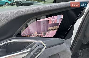Внедорожник / Кроссовер Audi e-tron Sportback 2022 в 