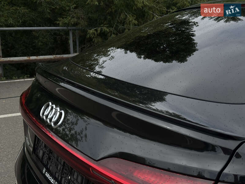 Внедорожник / Кроссовер Audi e-tron Sportback 2021 в Киеве