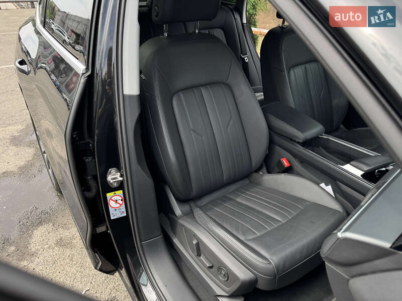 Внедорожник / Кроссовер Audi e-tron Sportback 2021 в Киеве