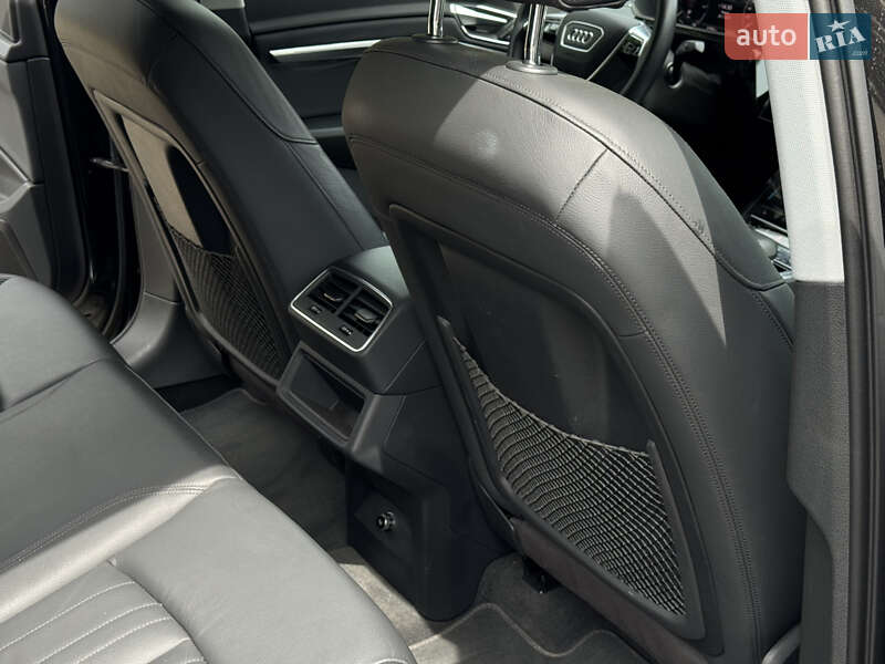Внедорожник / Кроссовер Audi e-tron Sportback 2021 в Киеве