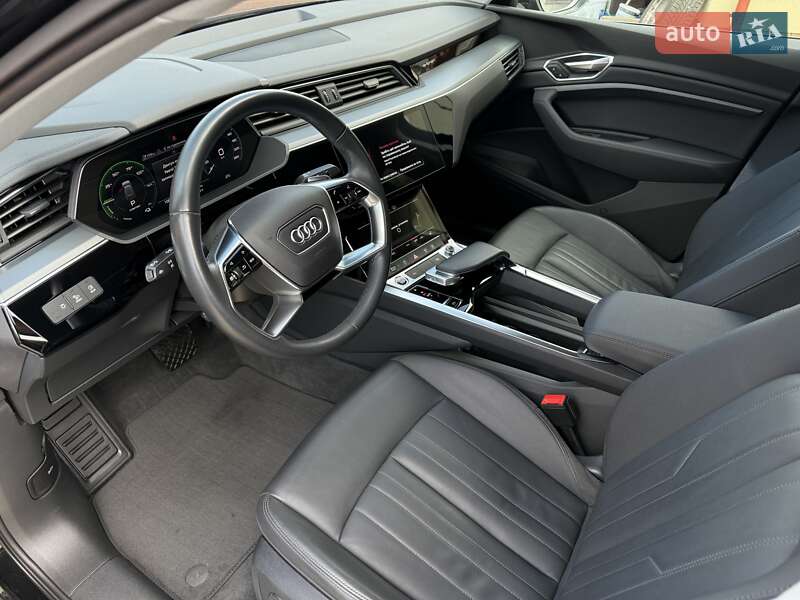 Внедорожник / Кроссовер Audi e-tron Sportback 2020 в Коломые