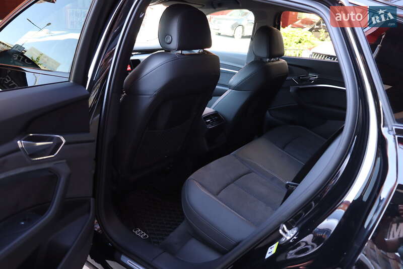 Внедорожник / Кроссовер Audi e-tron Sportback 2022 в Львове
