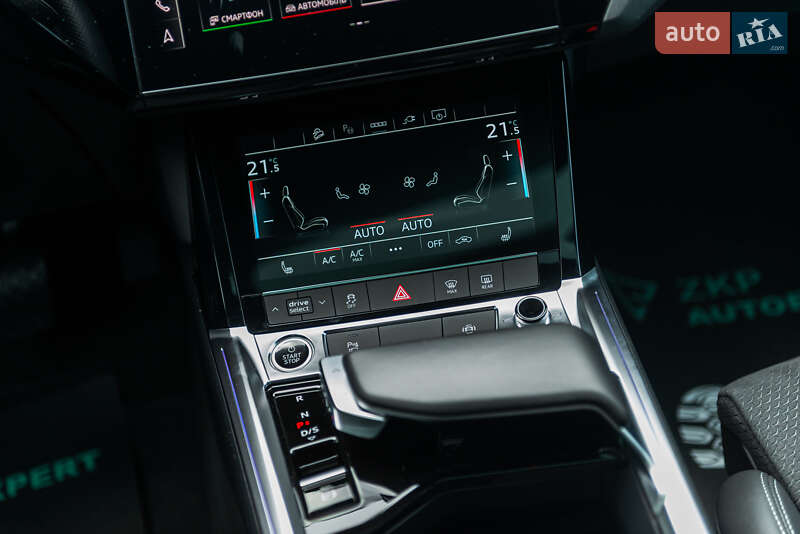 Позашляховик / Кросовер Audi e-tron Sportback 2022 в Мукачевому