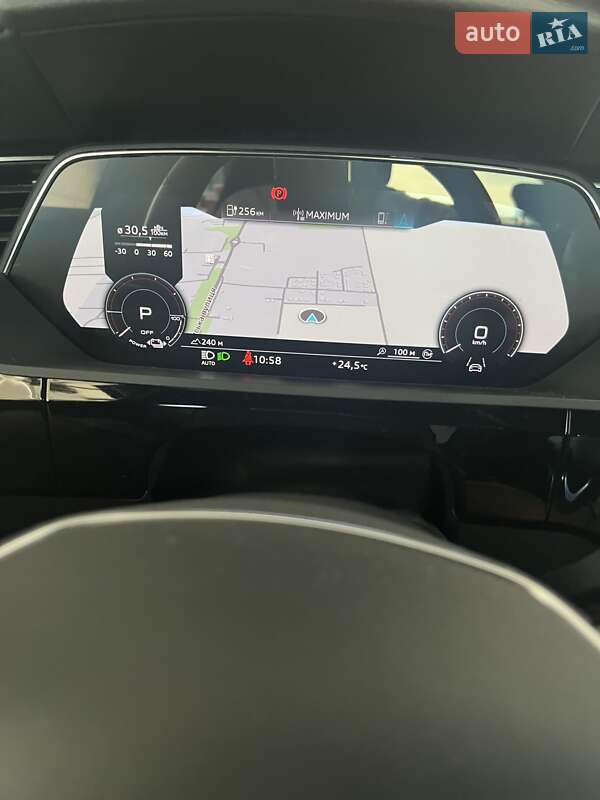 Позашляховик / Кросовер Audi e-tron Sportback 2021 в Києві фото 33 Позашляховик / Кросовер Audi e-tron Sportback 2021 в Києві