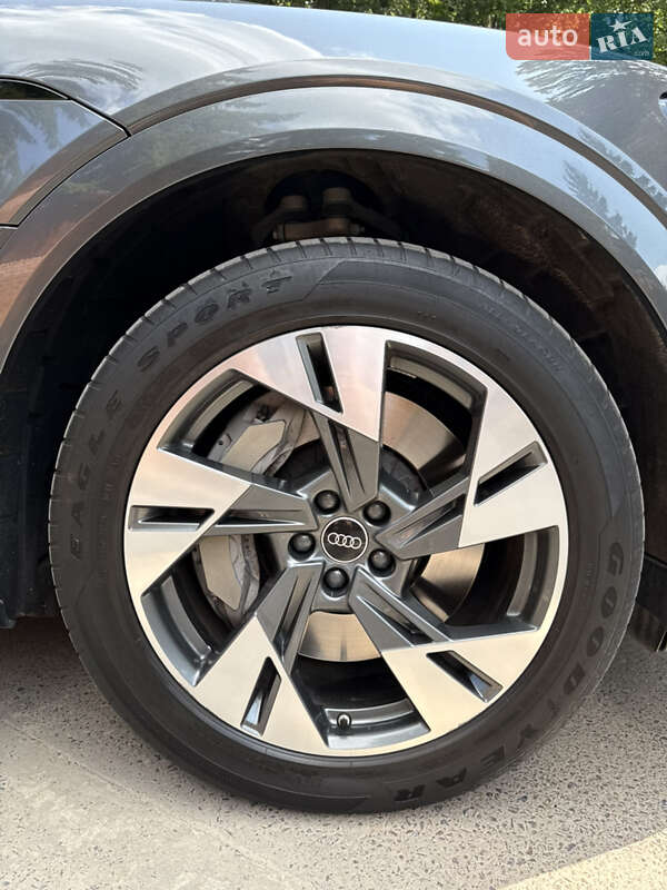 Позашляховик / Кросовер Audi e-tron Sportback 2022 в Львові фото 13 Позашляховик / Кросовер Audi e-tron Sportback 2022 в Львові