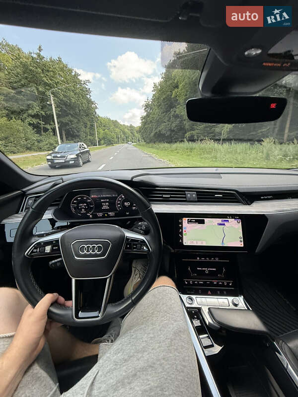 Позашляховик / Кросовер Audi e-tron Sportback 2022 в Львові фото 18 Позашляховик / Кросовер Audi e-tron Sportback 2022 в Львові