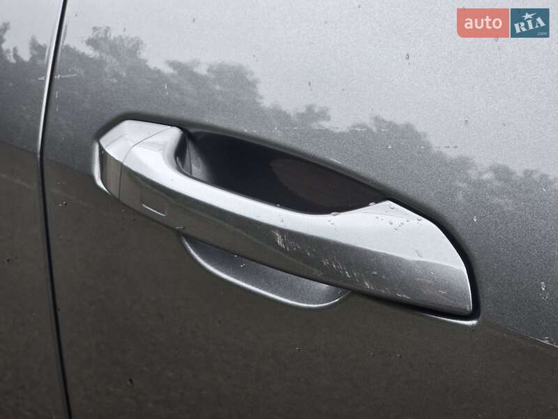 Позашляховик / Кросовер Audi e-tron Sportback 2020 в Ковелі