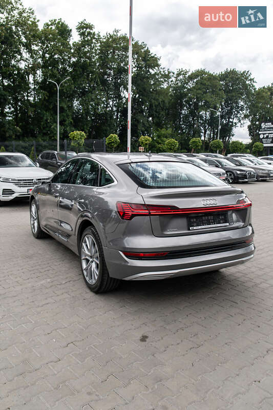Внедорожник / Кроссовер Audi e-tron Sportback 2022 в Львове