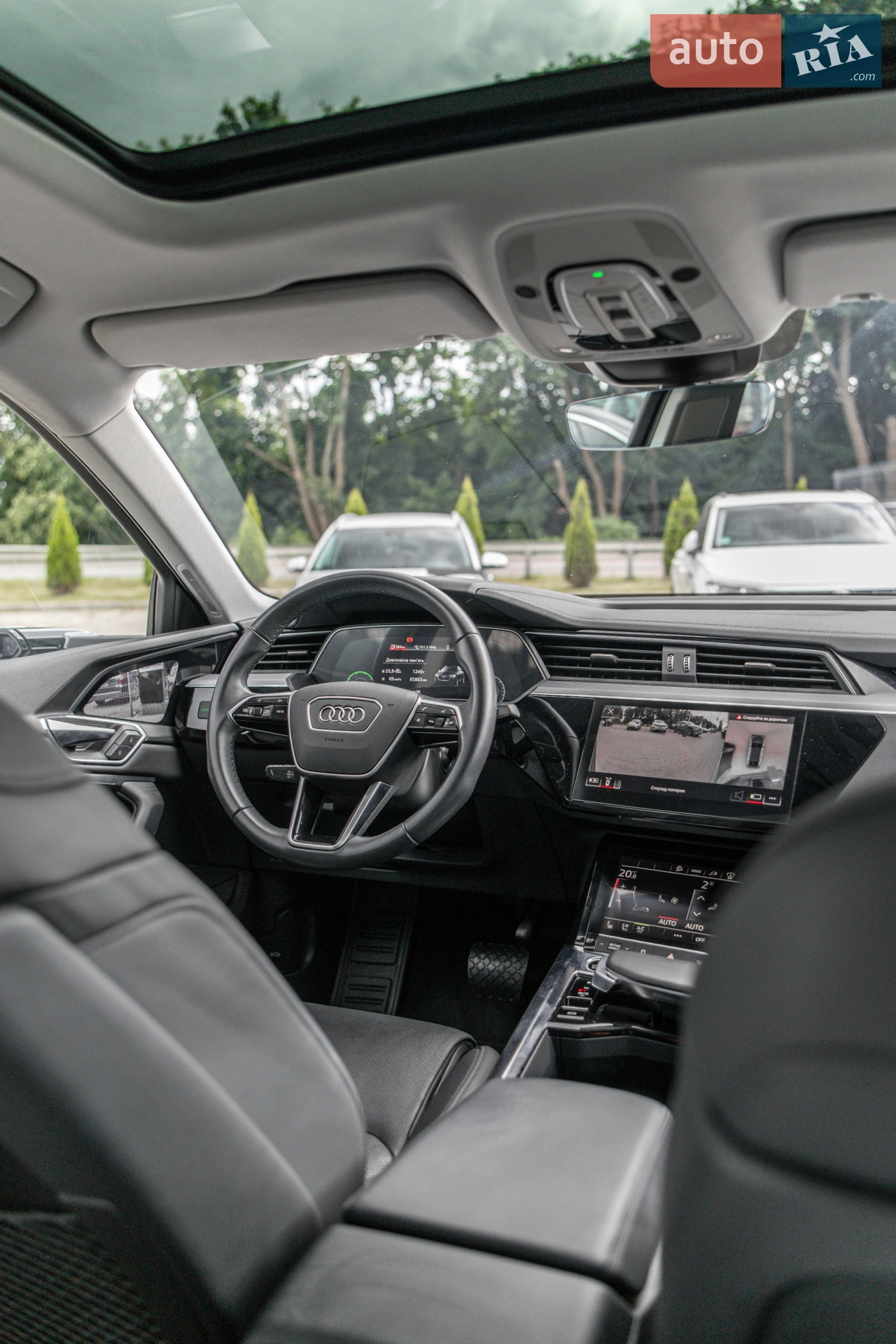 2022 Audi e-tron Sportback - мініатюра 18