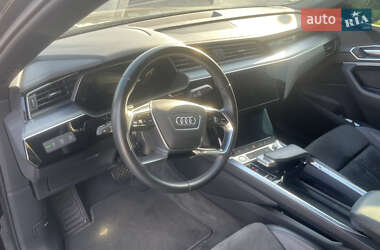 Внедорожник / Кроссовер Audi e-tron Sportback 2020 в 