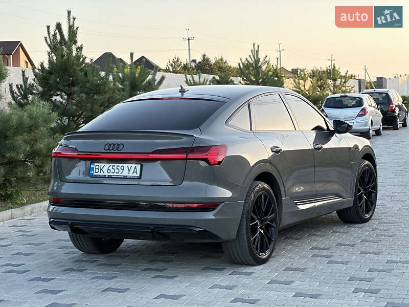 Внедорожник / Кроссовер Audi e-tron Sportback 2022 в Ровно фото 9 Внедорожник / Кроссовер Audi e-tron Sportback 2022 в Ровно