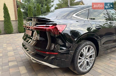 Внедорожник / Кроссовер Audi e-tron Sportback 2023 в 