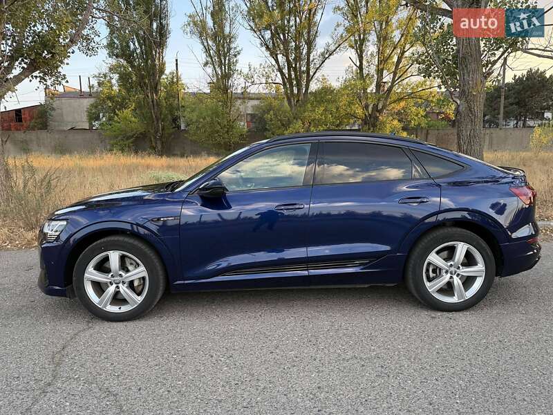 Внедорожник / Кроссовер Audi e-tron Sportback 2020 в Белгороде-Днестровском
