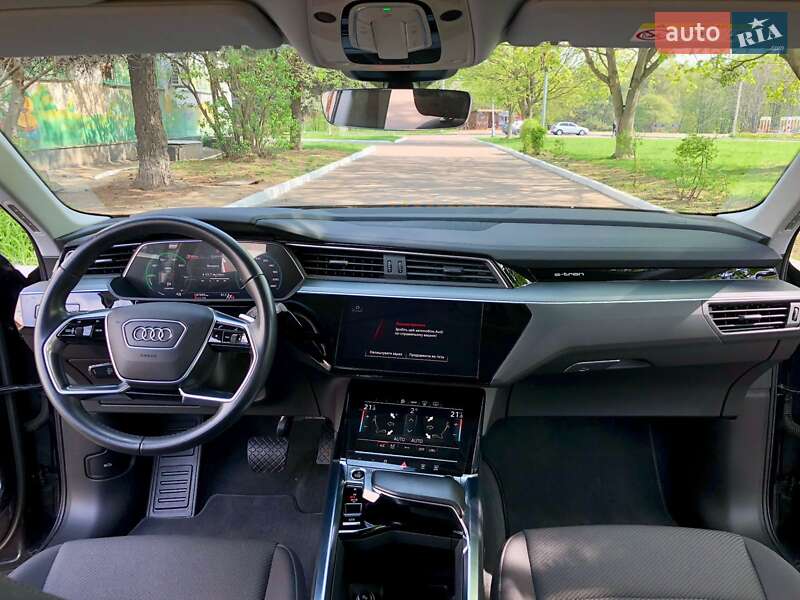 Внедорожник / Кроссовер Audi e-tron Sportback 2020 в Ровно