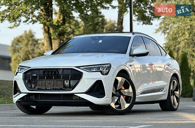 Внедорожник / Кроссовер Audi e-tron Sportback 2022 в 