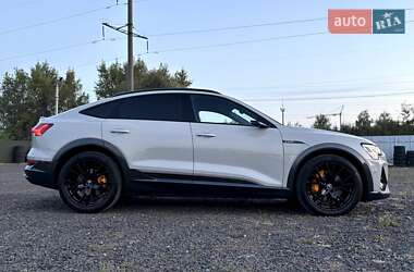 Внедорожник / Кроссовер Audi e-tron Sportback 2022 в 