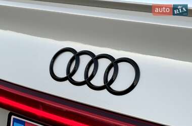 Внедорожник / Кроссовер Audi e-tron Sportback 2022 в 