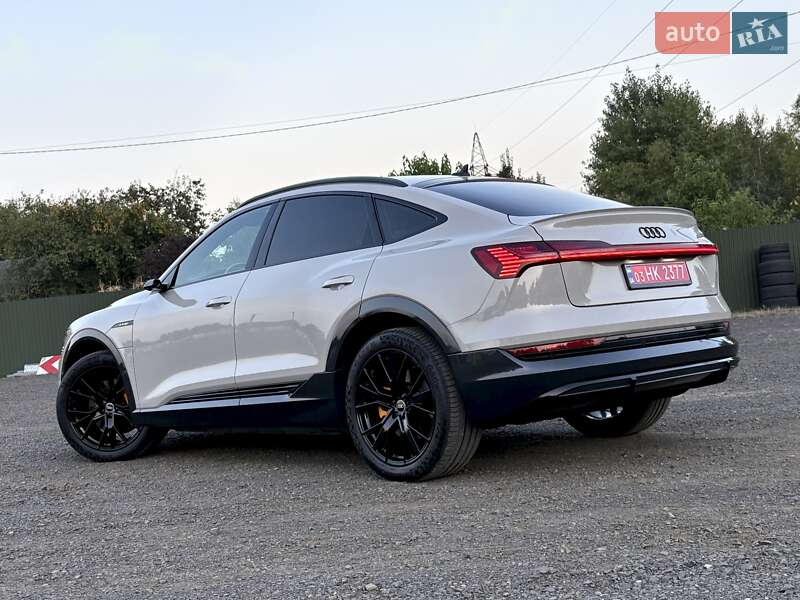 Внедорожник / Кроссовер Audi e-tron Sportback 2022 в Киеве