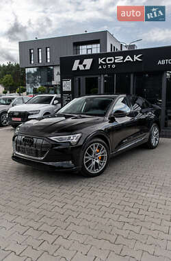 Позашляховик / Кросовер Audi e-tron Sportback 2020 в Львові