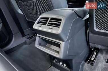 Внедорожник / Кроссовер Audi e-tron Sportback 2021 в 