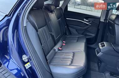 Внедорожник / Кроссовер Audi e-tron Sportback 2021 в 