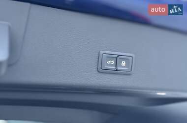 Внедорожник / Кроссовер Audi e-tron Sportback 2021 в 