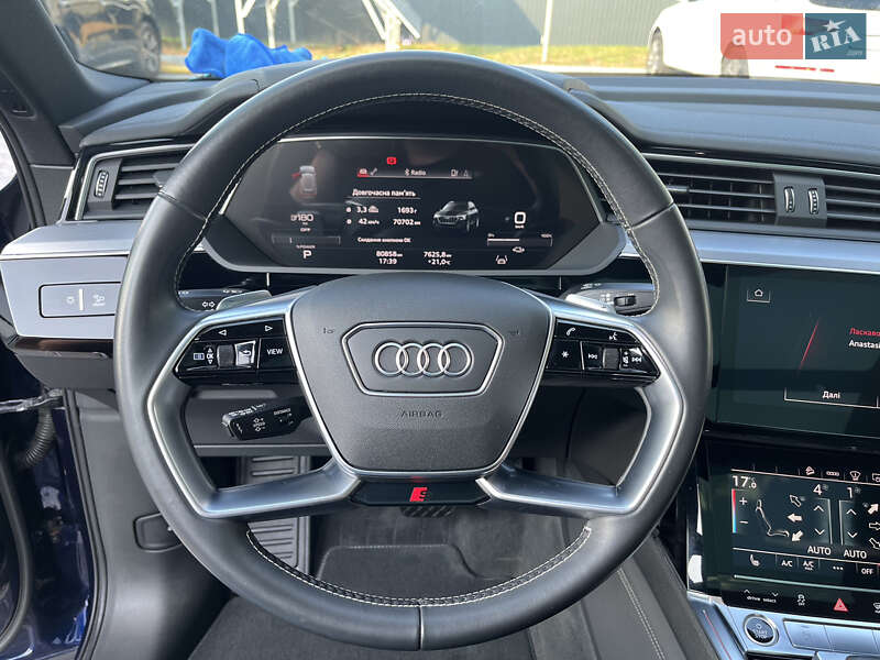 Внедорожник / Кроссовер Audi e-tron Sportback 2020 в Владимире фото 34 Внедорожник / Кроссовер Audi e-tron Sportback 2020 в Владимире