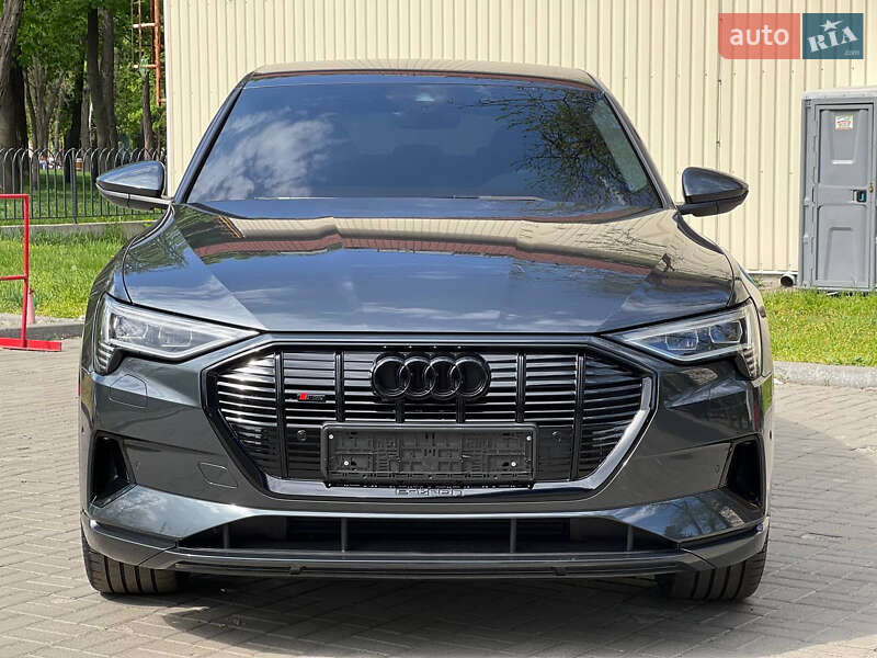 Внедорожник / Кроссовер Audi e-tron Sportback 2022 в Днепре