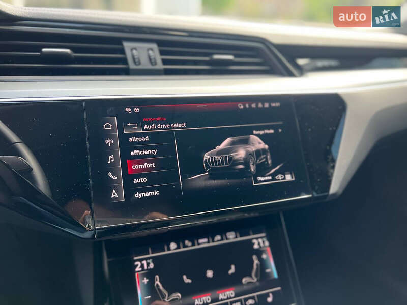 Внедорожник / Кроссовер Audi e-tron Sportback 2022 в Днепре