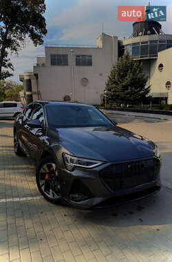 Внедорожник / Кроссовер Audi e-tron Sportback 2020 в Запорожье