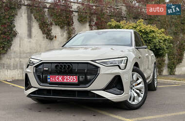 Внедорожник / Кроссовер Audi e-tron Sportback 2021 в 