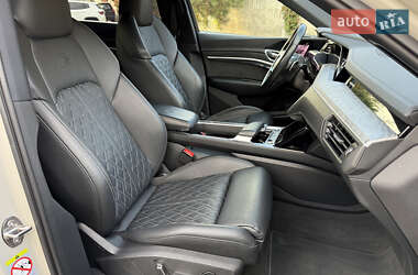 Внедорожник / Кроссовер Audi e-tron Sportback 2021 в 