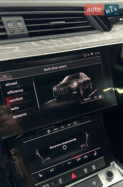 Внедорожник / Кроссовер Audi e-tron Sportback 2022 в 