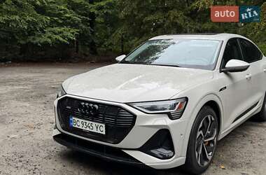 Позашляховик / Кросовер Audi e-tron Sportback 2022 в Львові