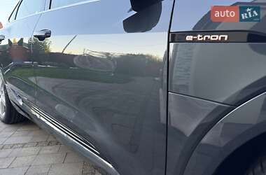 Внедорожник / Кроссовер Audi e-tron Sportback 2020 в 