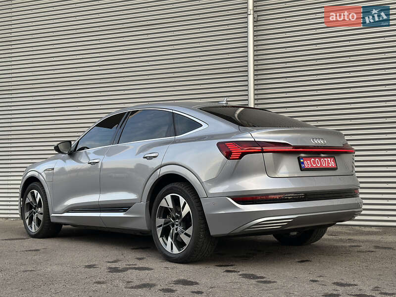 Внедорожник / Кроссовер Audi e-tron Sportback 2021 в Ровно