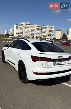 Внедорожник / Кроссовер Audi e-tron Sportback 2021 в 