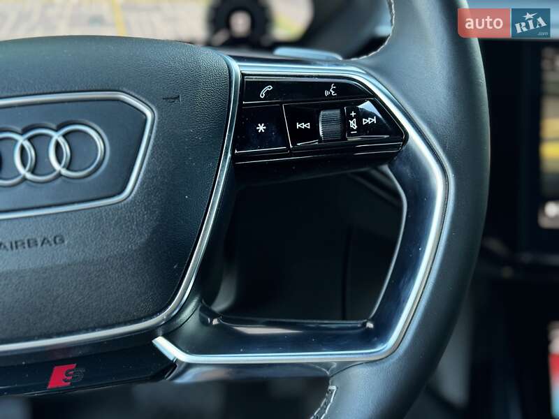 Внедорожник / Кроссовер Audi e-tron Sportback 2020 в Киеве фото 47 Внедорожник / Кроссовер Audi e-tron Sportback 2020 в Киеве