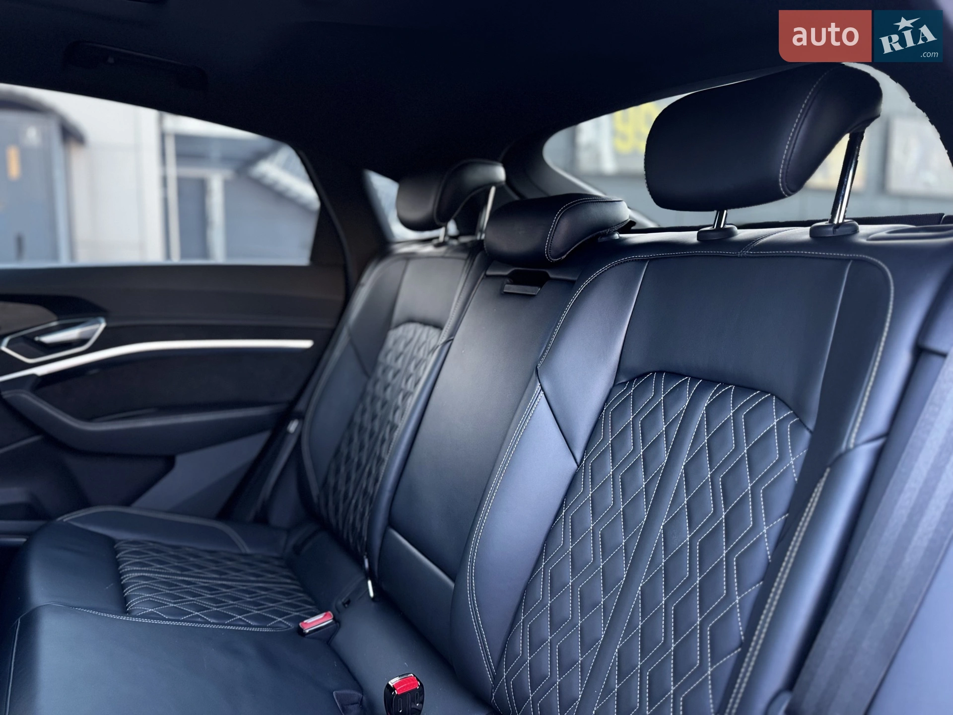 2020 Audi e-tron Sportback - мініатюра 65