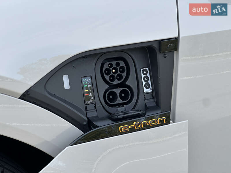 Внедорожник / Кроссовер Audi e-tron Sportback 2022 в Ковеле