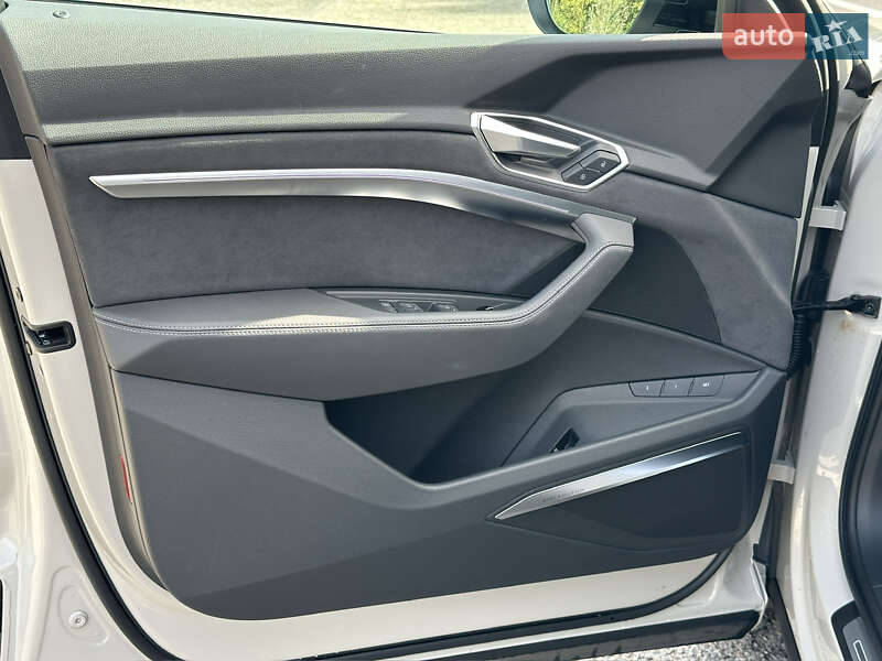 Внедорожник / Кроссовер Audi e-tron Sportback 2022 в Ковеле
