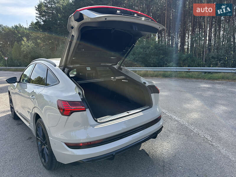 Внедорожник / Кроссовер Audi e-tron Sportback 2022 в Ковеле