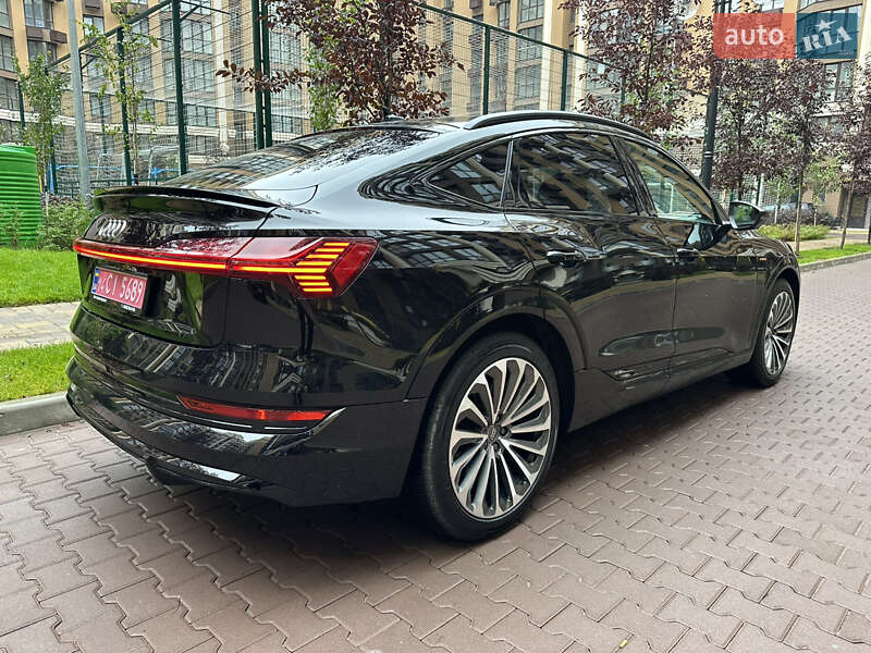 Audi e-tron Sportback 2021