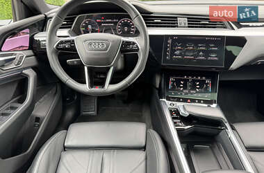 Внедорожник / Кроссовер Audi e-tron Sportback 2023 в 