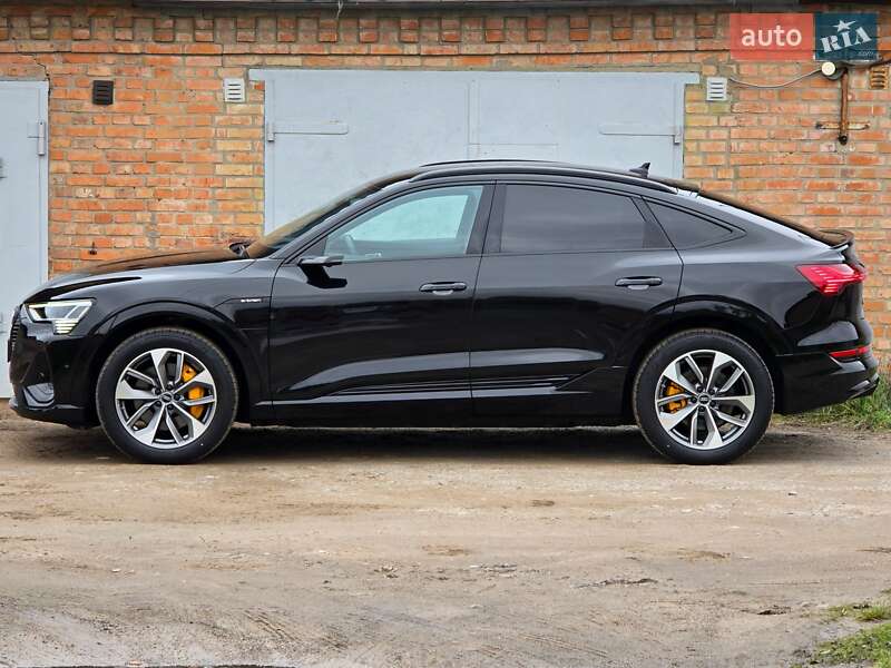 Внедорожник / Кроссовер Audi e-tron Sportback 2022 в Житомире