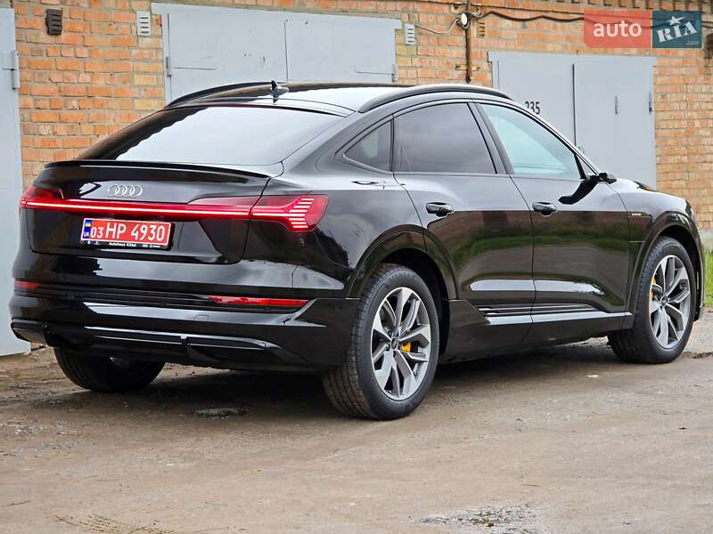 Внедорожник / Кроссовер Audi e-tron Sportback 2022 в Житомире