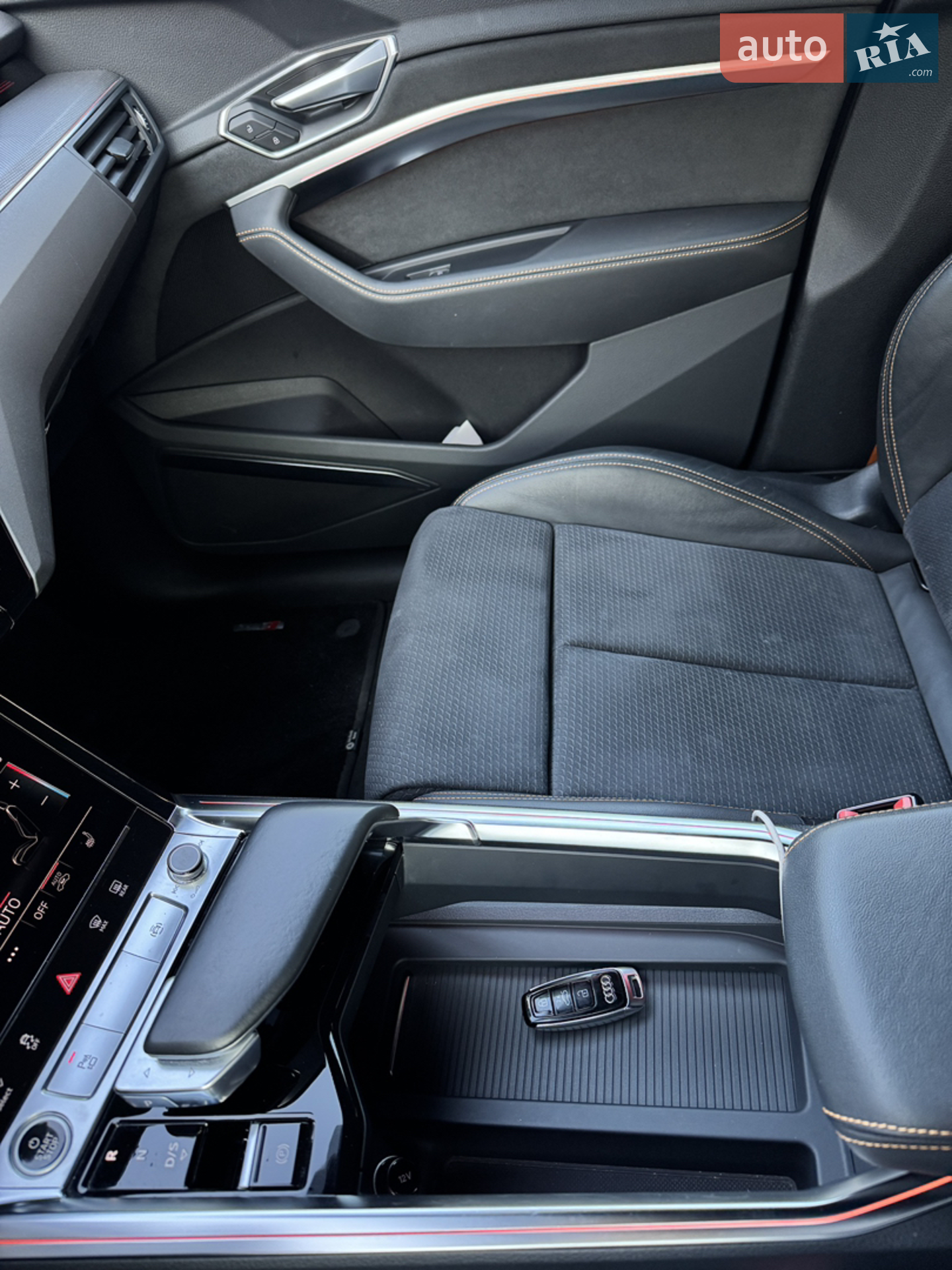 2022 Audi e-tron Sportback - мініатюра 15